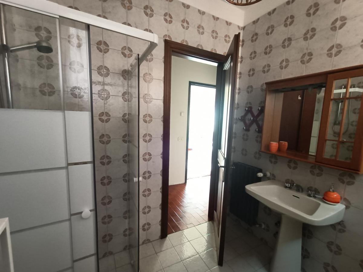 B&B Le Rose Crone Luaran gambar